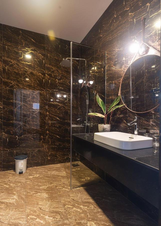 Msing Dalat Hotel Екстериор снимка